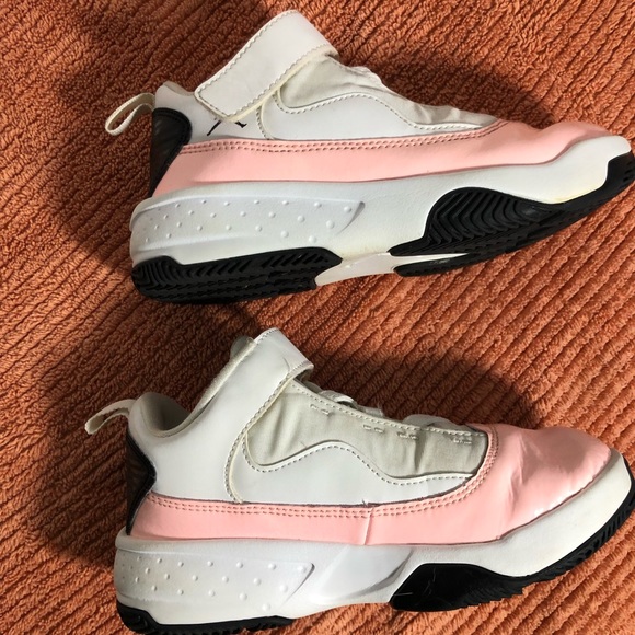 Nike Air Jordan Max Aura CN8095-116 Size 12C - Picture 5 of 8